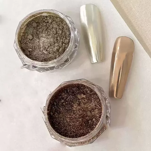Peilipuuteripakkaus Light Champagne & Milk Tea Gold