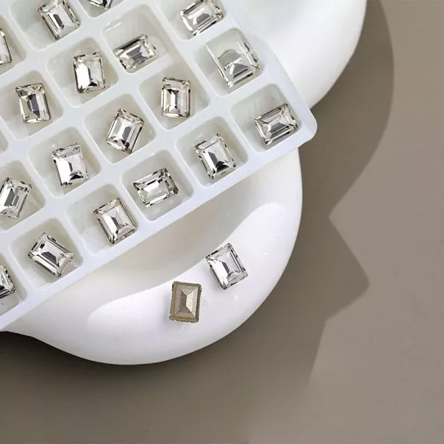 Nailart Timantti Square #03 6mm x 8mm 5kpl