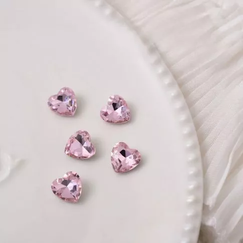 Nailart Timantti Sydän 8mm x 8mm 5kpl